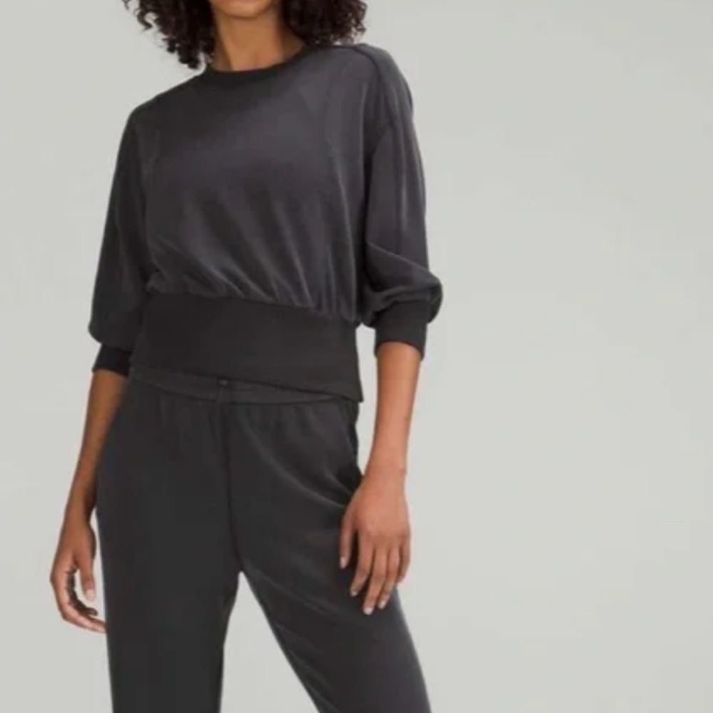 lululemon athletica Black Long Sleeve Top - Picture 3 of 4